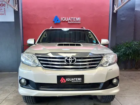 TOYOTA Hilux SW4 3.0 16V 4P SR 4X4 TURBO DIESEL AUTOM�TICO, Foto 18