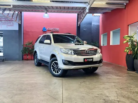 TOYOTA Hilux SW4 3.0 16V 4P SR 4X4 TURBO DIESEL AUTOM�TICO, Foto 24