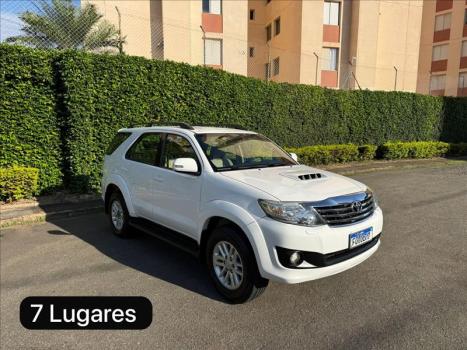 TOYOTA Hilux SW4 3.0 16V 4P SRV 4X4 7 LUGARES TURBO DIESEL AUTOM�TICO, Foto 1