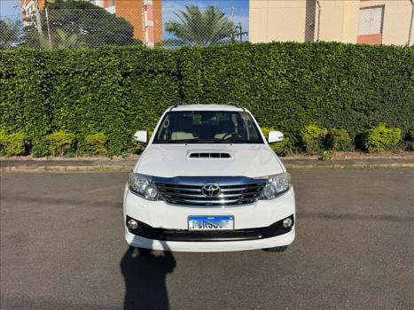 TOYOTA Hilux SW4 3.0 16V 4P SRV 4X4 7 LUGARES TURBO DIESEL AUTOM�TICO, Foto 2