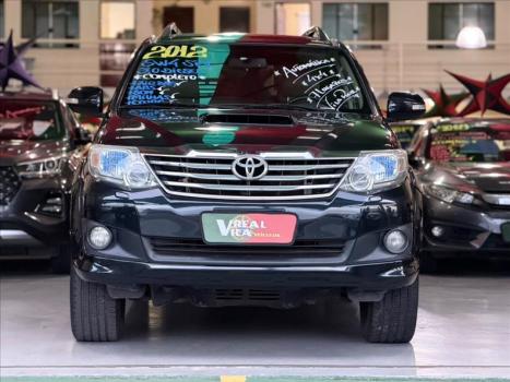 TOYOTA Hilux SW4 3.0 16V 4P SRV 4X4 7 LUGARES TURBO DIESEL AUTOM�TICO, Foto 2