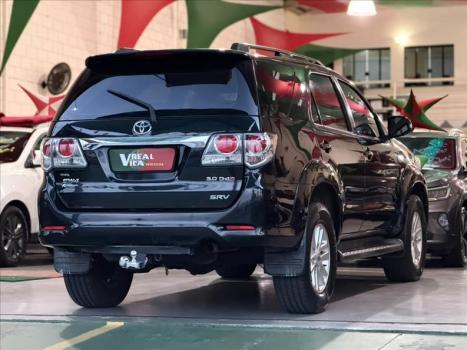 TOYOTA Hilux SW4 3.0 16V 4P SRV 4X4 7 LUGARES TURBO DIESEL AUTOM�TICO, Foto 9
