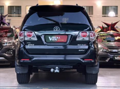 TOYOTA Hilux SW4 3.0 16V 4P SRV 4X4 7 LUGARES TURBO DIESEL AUTOM�TICO, Foto 10