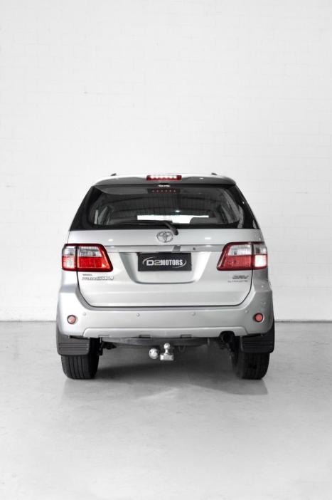 TOYOTA Hilux SW4 3.0 16V 4P SRV 4X4 7 LUGARES TURBO DIESEL AUTOMÁTICO, Foto 5