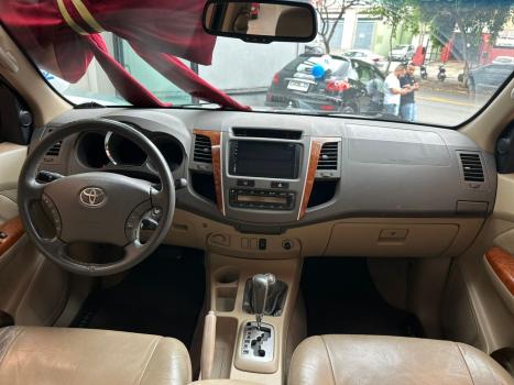 TOYOTA Hilux SW4 , Foto 5