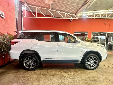 TOYOTA Hilux SW4 , Foto 17