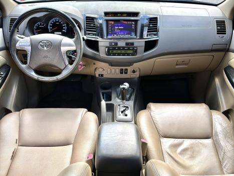 TOYOTA Hilux SW4 , Foto 6