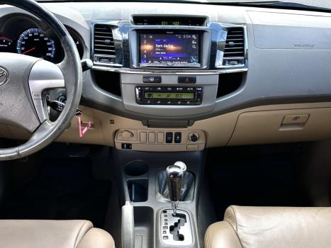 TOYOTA Hilux SW4 , Foto 9