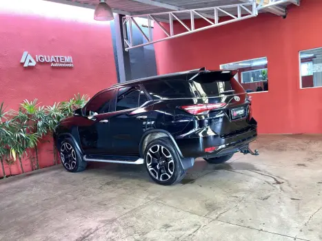 TOYOTA Hilux SW4 , Foto 20