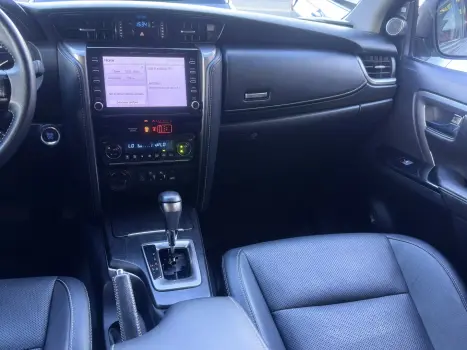 TOYOTA Hilux SW4 , Foto 20