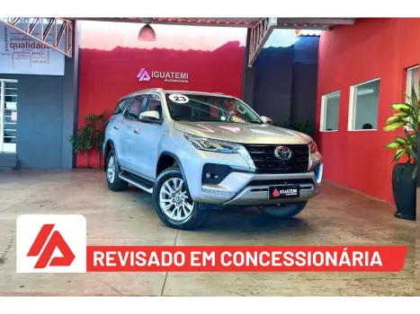 TOYOTA Hilux SW4 , Foto 1