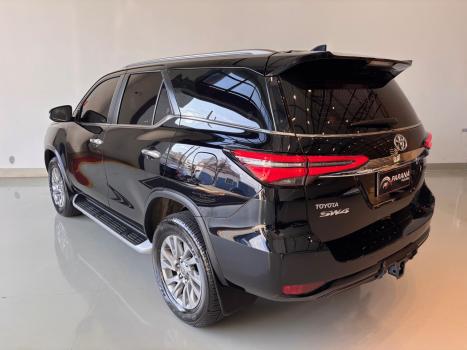 TOYOTA Hilux SW4 , Foto 6