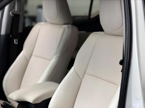 TOYOTA Hilux SW4 , Foto 6