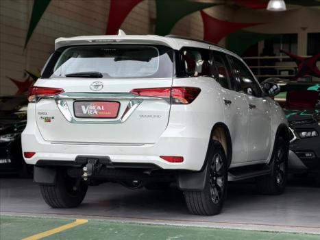 TOYOTA Hilux SW4 , Foto 11
