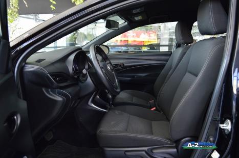 TOYOTA Yaris Hatch 1.5 16V 4P FLEX XL MULTIDRIVE AUTOMTICO CVT, Foto 3