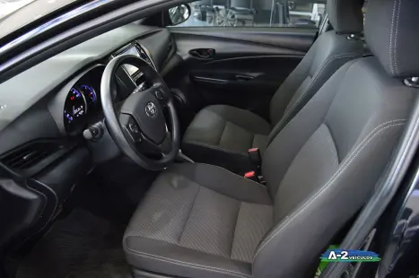 TOYOTA Yaris Hatch 1.5 16V 4P FLEX XL MULTIDRIVE AUTOMTICO CVT, Foto 14