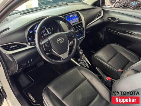 TOYOTA Yaris Hatch 1.5 16V 4P FLEX XL PLUS CONNECT MULTIDRIVE AUTOMÁTICO CVT, Foto 4 TOYOTA Yaris Hatch 1.5 16V 4P FLEX XL PLUS CONNECT MULTIDRIVE AUTOMÁTICO CVT, Foto 4