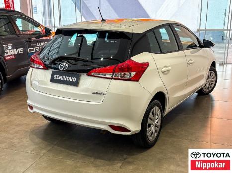 TOYOTA Yaris Hatch 1.5 16V 4P FLEX XL MULTIDRIVE AUTOM�TICO CVT, Foto 8