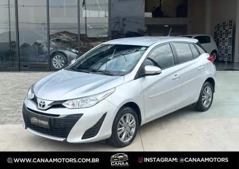 TOYOTA Yaris Hatch 1.5 16V 4P FLEX XL PLUS CONNECT MULTIDRIVE AUTOMTICO CVT, Foto 2