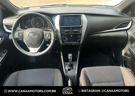 TOYOTA Yaris Hatch 1.5 16V 4P FLEX XL PLUS CONNECT MULTIDRIVE AUTOMTICO CVT, Foto 11