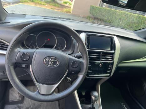 TOYOTA Yaris Hatch 1.5 16V 4P FLEX XL PLUS CONNECT MULTIDRIVE AUTOMTICO CVT, Foto 10