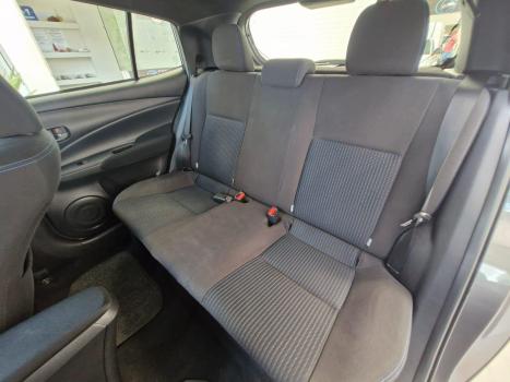 TOYOTA Yaris Hatch 1.3 16V 4P FLEX XL PLUS TECH MULTIDRIVE AUTOMTICO CVT, Foto 12