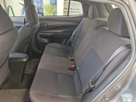 TOYOTA Yaris Hatch 1.3 16V 4P FLEX XL PLUS TECH MULTIDRIVE AUTOMTICO CVT, Foto 16