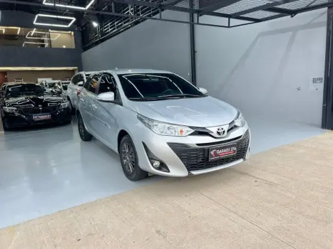 TOYOTA Yaris Hatch 1.3 16V 4P FLEX XL PLUS TECH MULTIDRIVE AUTOM�TICO CVT, Foto 4