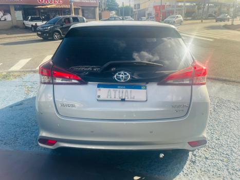 TOYOTA Yaris Hatch 1.5 16V 4P FLEX XLS MULTIDRIVE AUTOM�TICO CVT, Foto 4