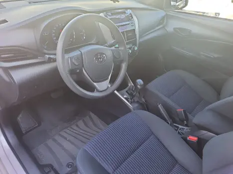 TOYOTA Yaris Hatch 1.3 16V 4P FLEX XL, Foto 5
