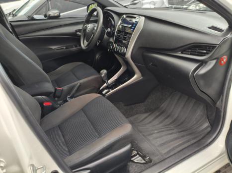 TOYOTA Yaris Hatch 1.3 16V 4P FLEX XL PLUS TECH MULTIDRIVE AUTOM�TICO CVT, Foto 13