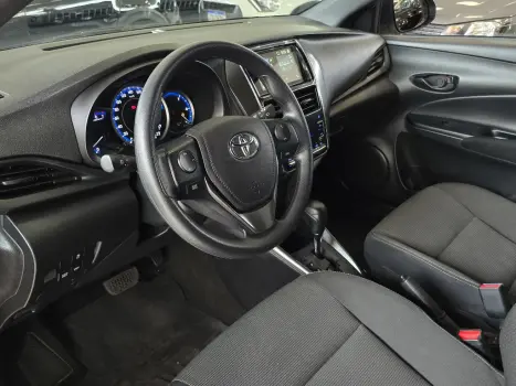 TOYOTA Yaris Hatch 1.5 16V 4P FLEX XL, Foto 14