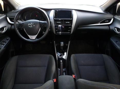 TOYOTA Yaris Hatch 1.3 16V 4P FLEX XL PLUS TECH MULTIDRIVE AUTOM�TICO CVT, Foto 6