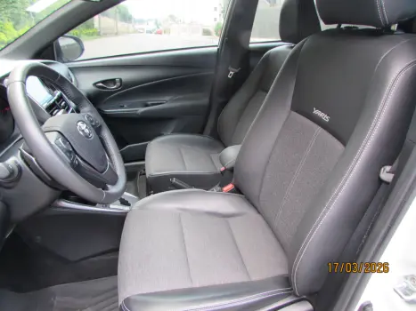 TOYOTA Yaris Hatch 1.5 16V 4P FLEX XS MULTIDRIVE AUTOM�TICO CVT, Foto 9