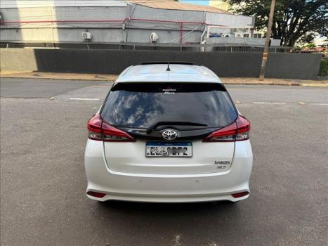 TOYOTA Yaris Hatch 1.5 16V 4P FLEX XLS MULTIDRIVE AUTOM�TICO CVT, Foto 4