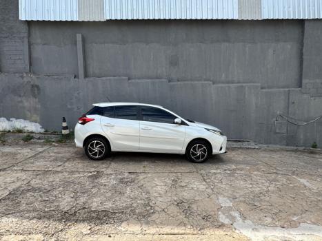 TOYOTA Yaris Hatch 1.5 16V 4P FLEX XLS CONNECT MULTIDRIVE AUTOM�TICO CVT, Foto 2