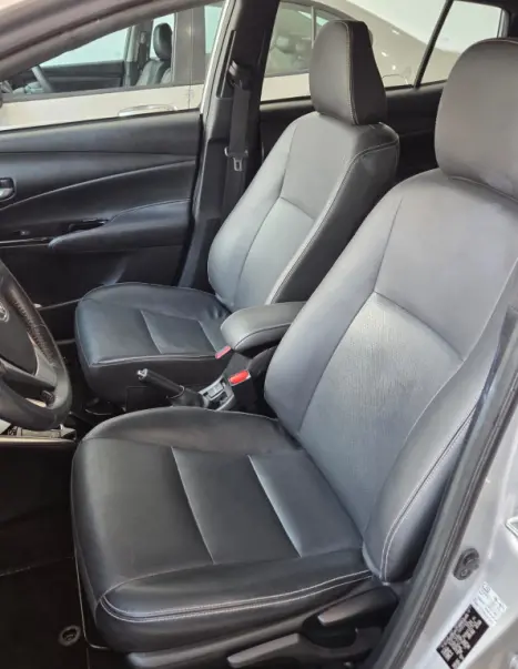 TOYOTA Yaris Hatch 1.5 16V 4P FLEX XLS CONNECT MULTIDRIVE AUTOM�TICO CVT, Foto 11