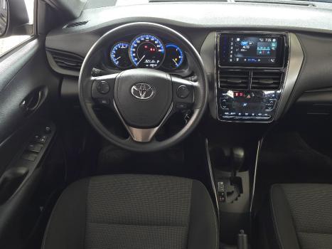 TOYOTA Yaris Hatch 1.5 16V 4P FLEX XL, Foto 10