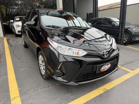 TOYOTA Yaris Hatch 1.5 16V 4P FLEX XL MULTIDRIVE AUTOM�TICO CVT, Foto 2