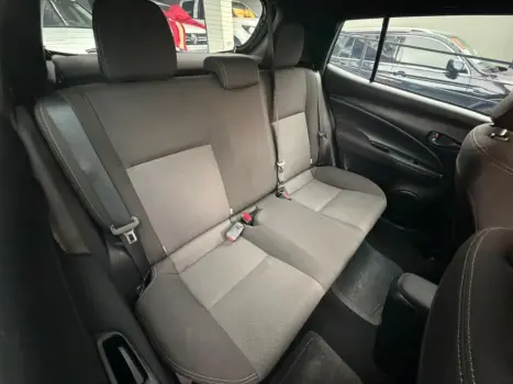 TOYOTA Yaris Hatch 1.5 16V 4P FLEX XL MULTIDRIVE AUTOM�TICO CVT, Foto 11