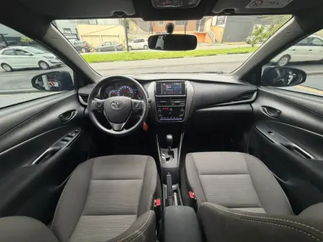 TOYOTA Yaris Hatch 1.5 16V 4P FLEX XL MULTIDRIVE AUTOM�TICO CVT, Foto 12