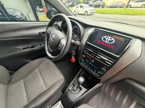 TOYOTA Yaris Hatch 1.5 16V 4P FLEX XL MULTIDRIVE AUTOM�TICO CVT, Foto 13