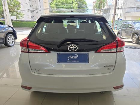 TOYOTA Yaris Hatch 1.5 16V 4P FLEX XS CONNECT MULTIDRIVE AUTOM�TICO CVT, Foto 5