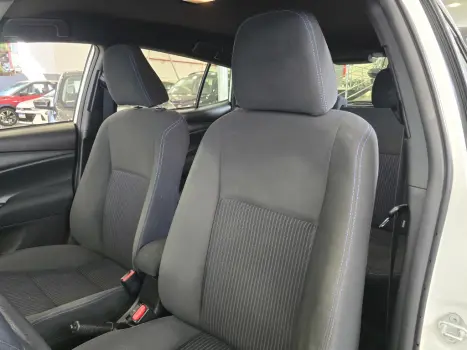 TOYOTA Yaris Hatch 1.3 16V 4P FLEX XL MULTIDRIVE AUTOM�TICO CVT, Foto 15