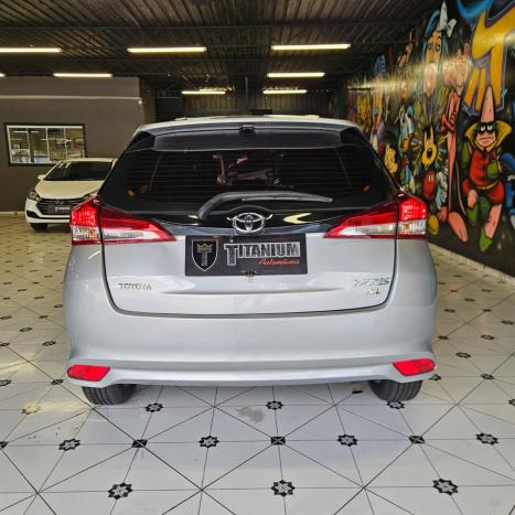 TOYOTA Yaris Hatch 1.3 16V 4P FLEX XL MULTIDRIVE AUTOM�TICO CVT, Foto 3