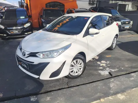 TOYOTA Yaris Hatch 1.3 16V 4P FLEX XL PLUS TECH MULTIDRIVE AUTOM�TICO CVT, Foto 2