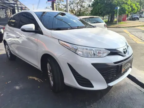 TOYOTA Yaris Hatch 1.3 16V 4P FLEX XL PLUS TECH MULTIDRIVE AUTOM�TICO CVT, Foto 4