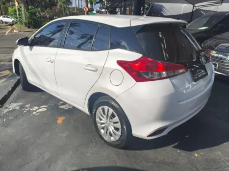 TOYOTA Yaris Hatch 1.3 16V 4P FLEX XL PLUS TECH MULTIDRIVE AUTOM�TICO CVT, Foto 10