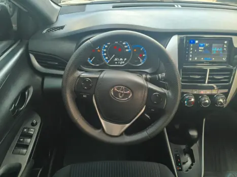 TOYOTA Yaris Hatch 1.3 16V 4P FLEX XL PLUS TECH MULTIDRIVE AUTOM�TICO CVT, Foto 17