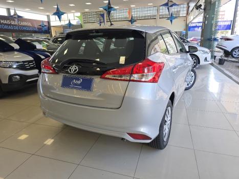 TOYOTA Yaris Hatch 1.5 16V 4P FLEX XL MULTIDRIVE AUTOM�TICO CVT, Foto 6